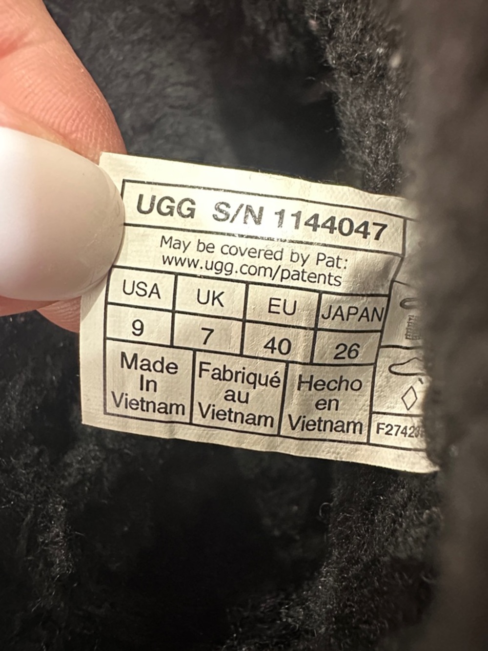 UGG Classic Mini Platform Felted Black Boots New! - Picture 9 of 10